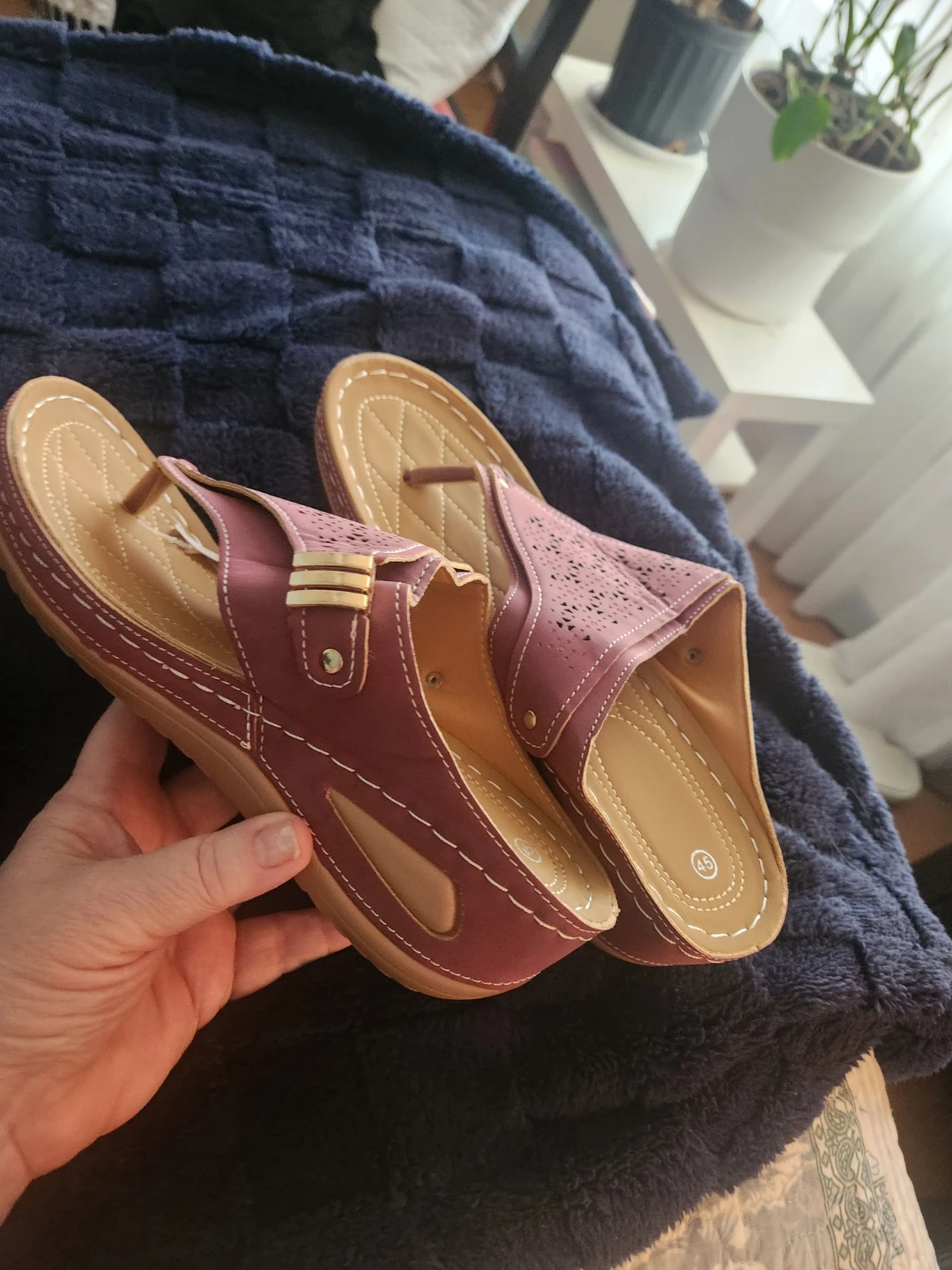 Wedge Thong Sandals - Rose  - Size 45