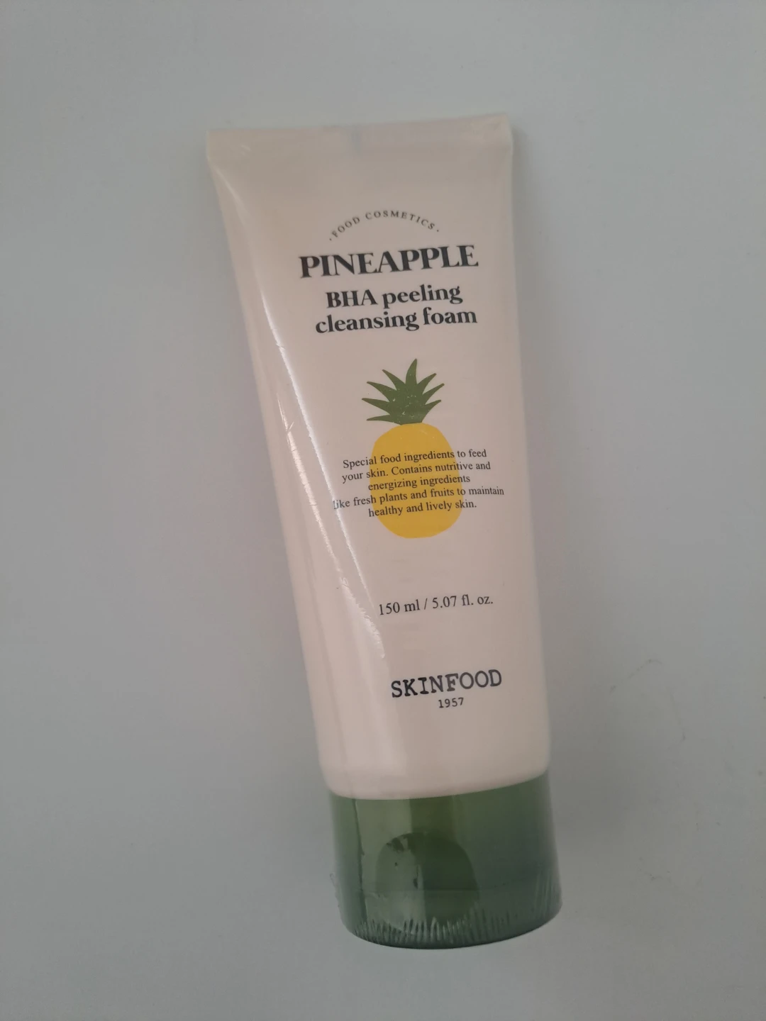 SKINFOOD Pineapple BHA Peeling Cleanser