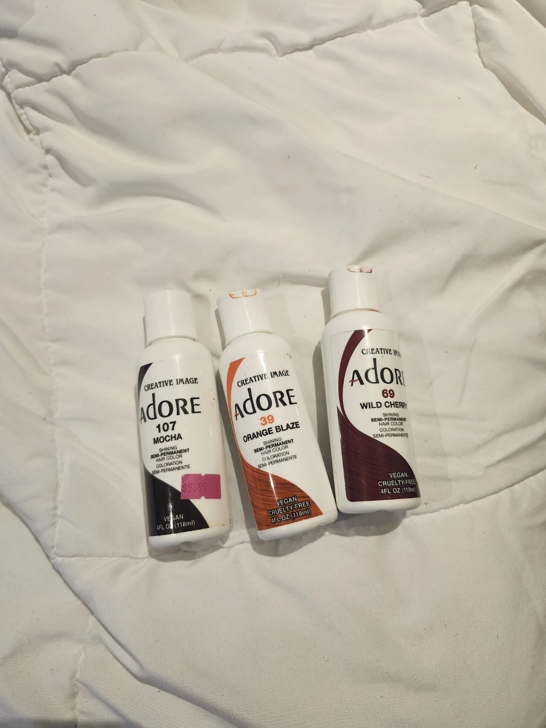 Adore Semi-Permanent hair dye
