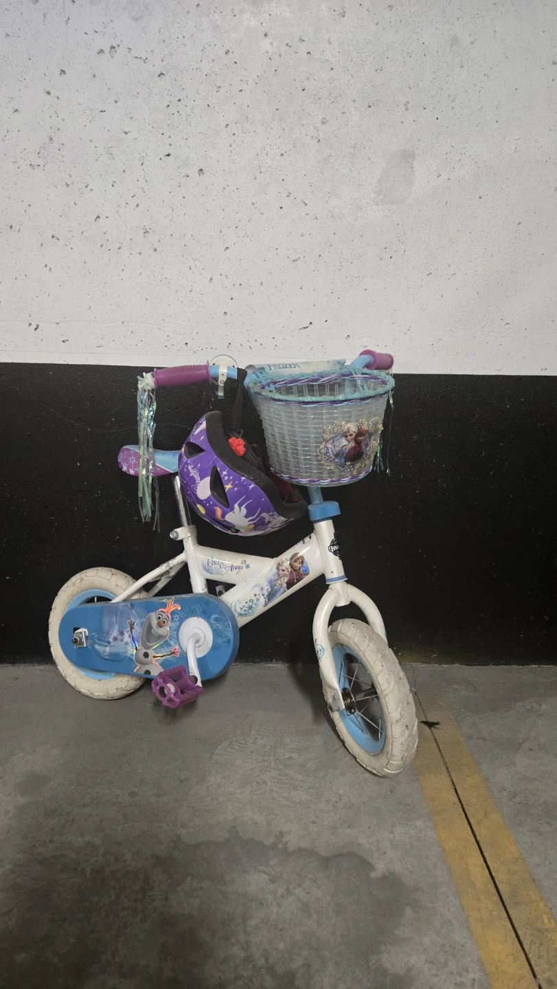 Disney Frozen Kids Bike with Basket and Helmet - photo 2
