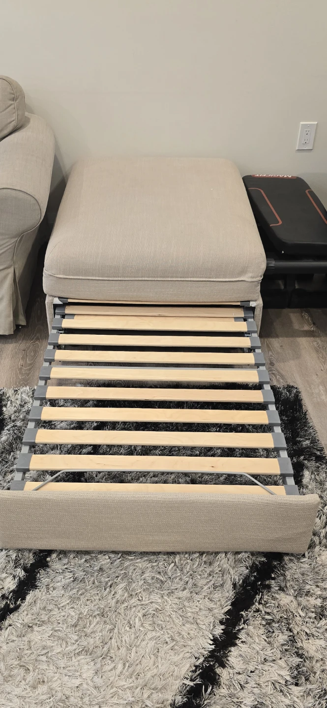 Ikra Pull-out sofa bed ottoman -