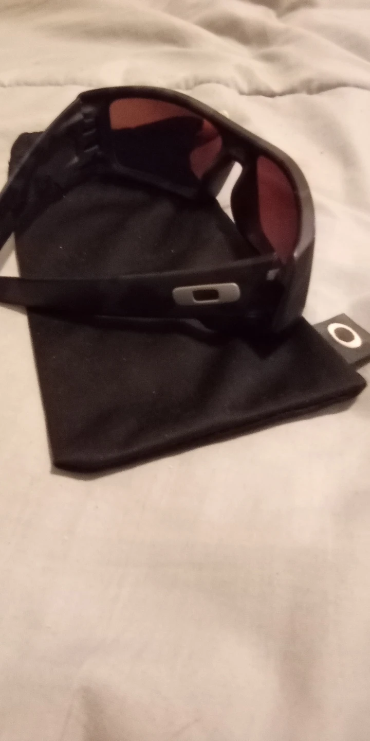 Oakley Camo Prism Sunglasses with fabric case - photo 2