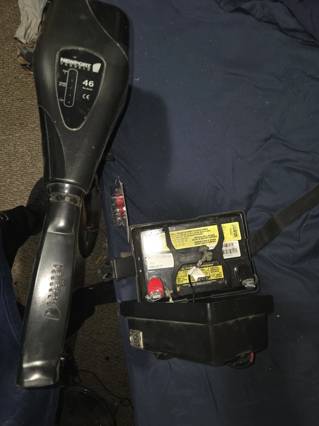 Newport Vessels 46lb Thrust Trolling Motor with Battery - photo 2