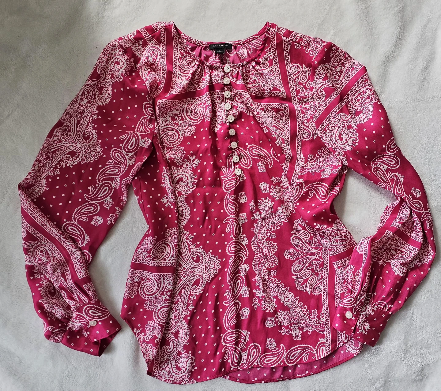 Ann Taylor Pink Paisley Print Button-Up Blouse