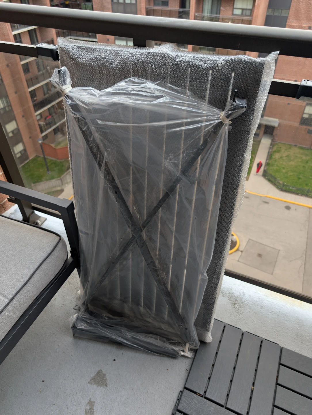 GlucksteinHome Malibu 4-Piece Patio Set – Excellent Condition - photo 4