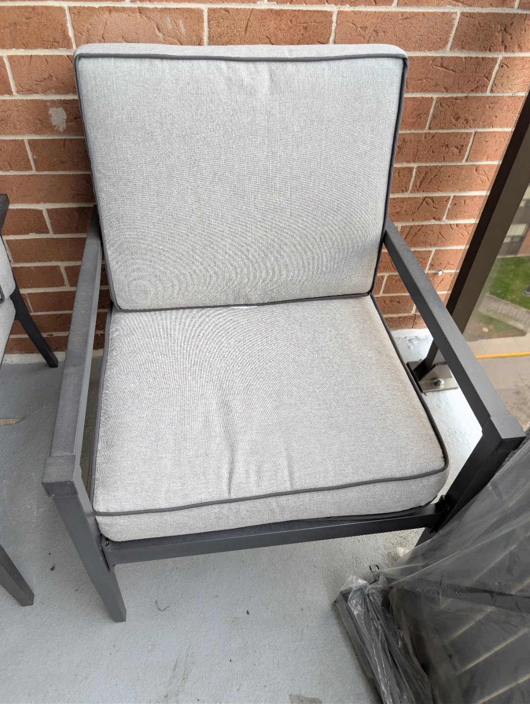 GlucksteinHome Malibu 4-Piece Patio Set – Excellent Condition - photo 5
