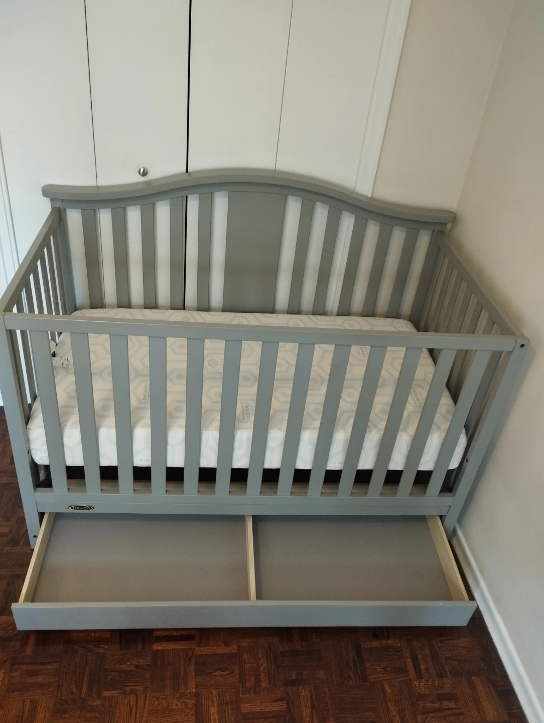 Graco Grey Convertible Crib with Mattress and Storage Drawer - photo 4