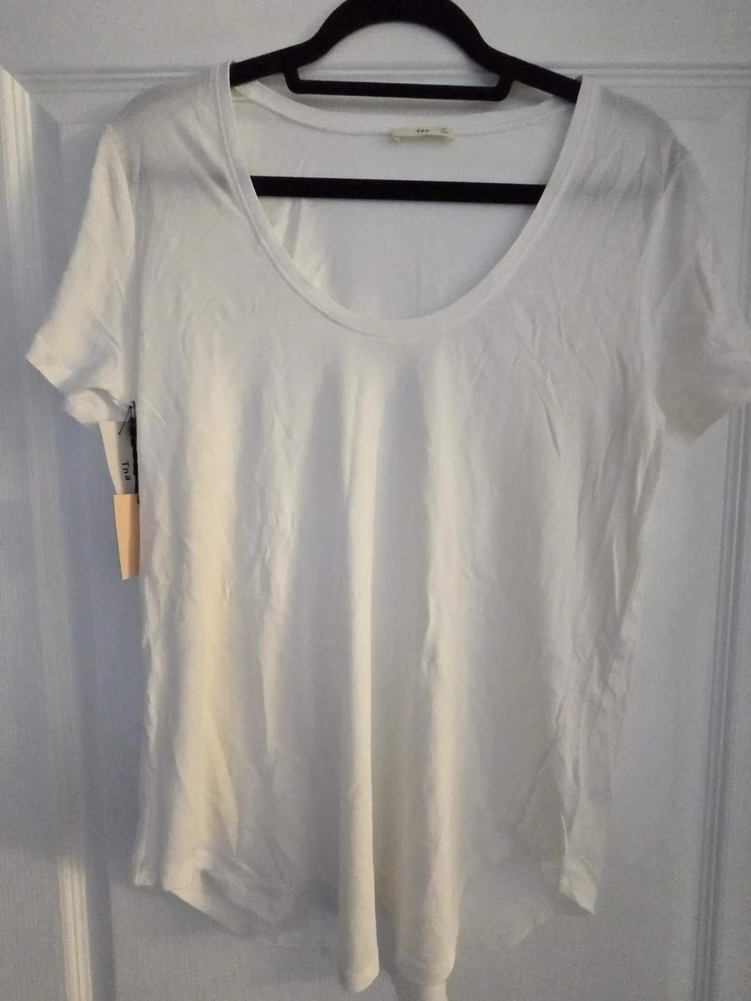 Brand new with tags TNA scoop neck T-shirt