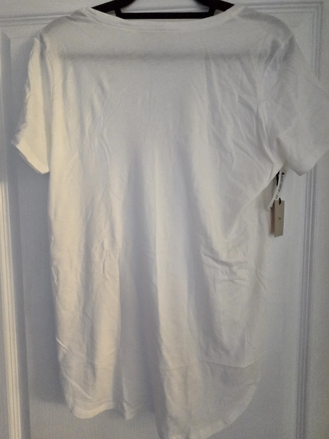 Brand new with tags TNA scoop neck T-shirt - photo 4