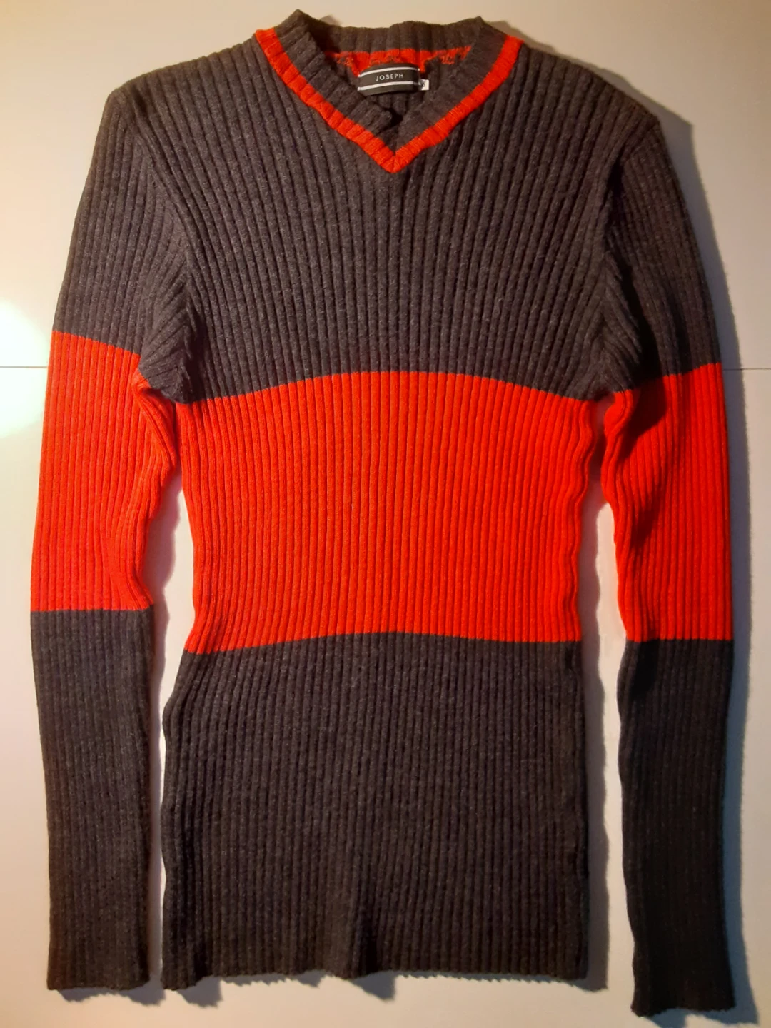 100% Pure New Wool Knit Sweater | S: S/M