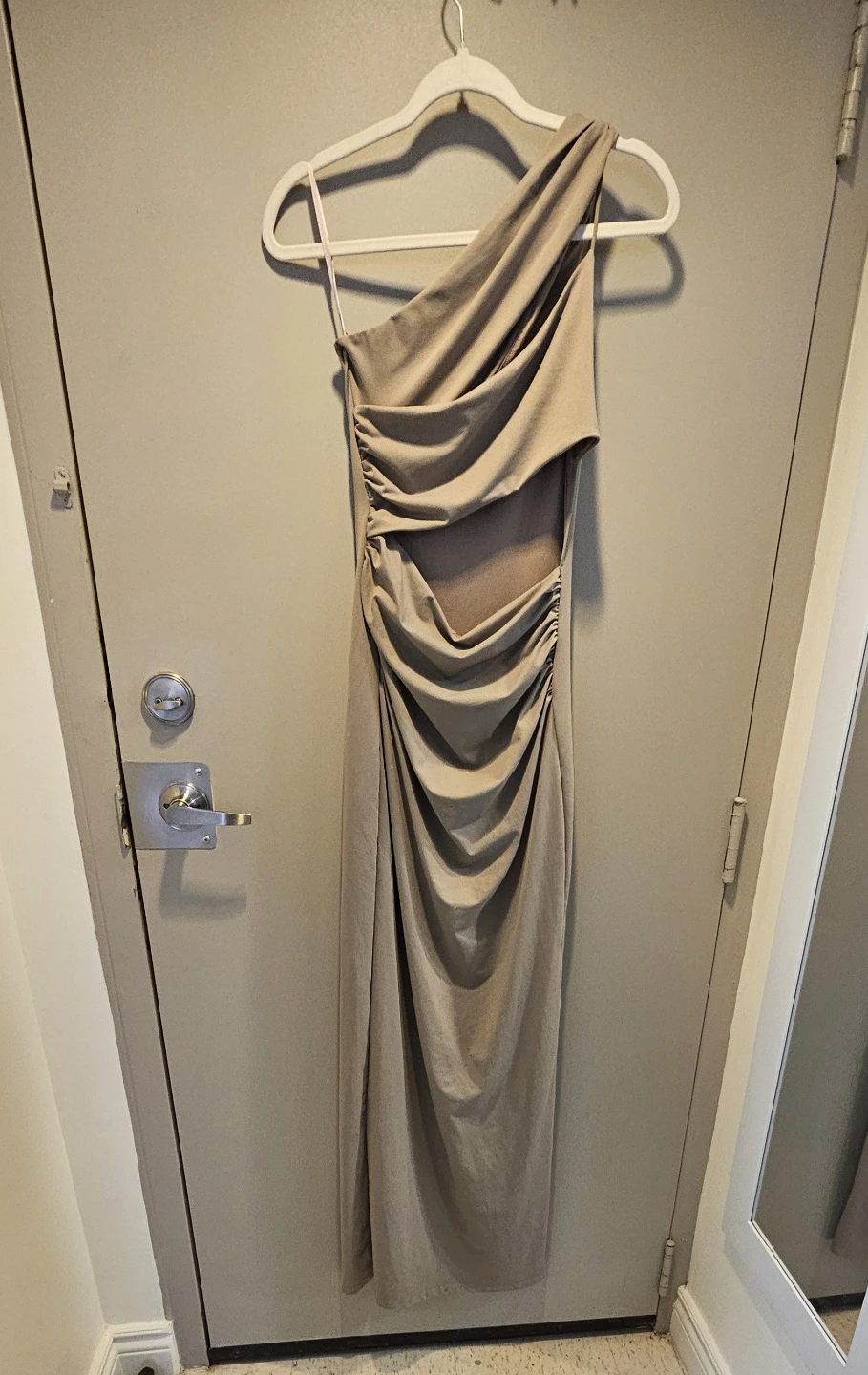 X One Shoulder Ruched Maxi Dress - photo 2