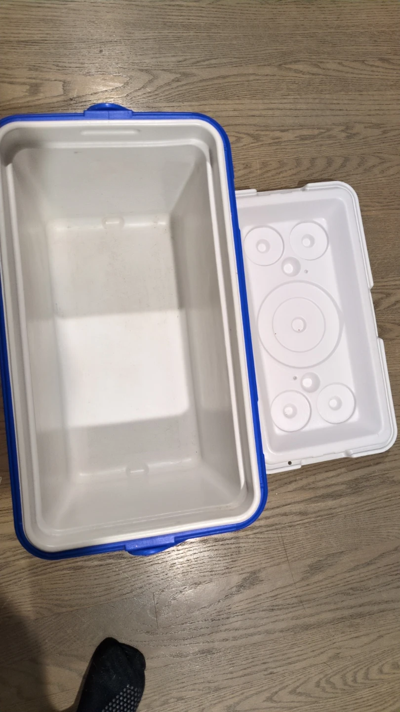 Coleman Cooler - photo 3