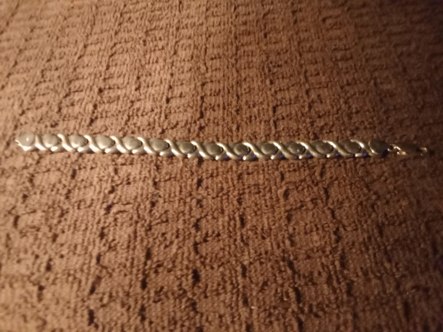 7 1/2 inch sterling silver women's bracelet.