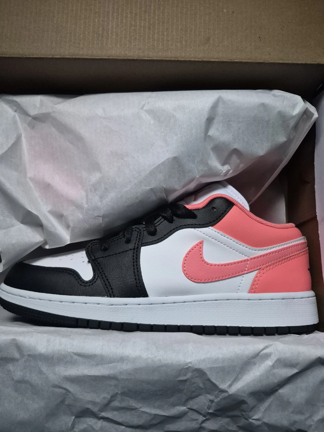 Nike Air Jordan 1