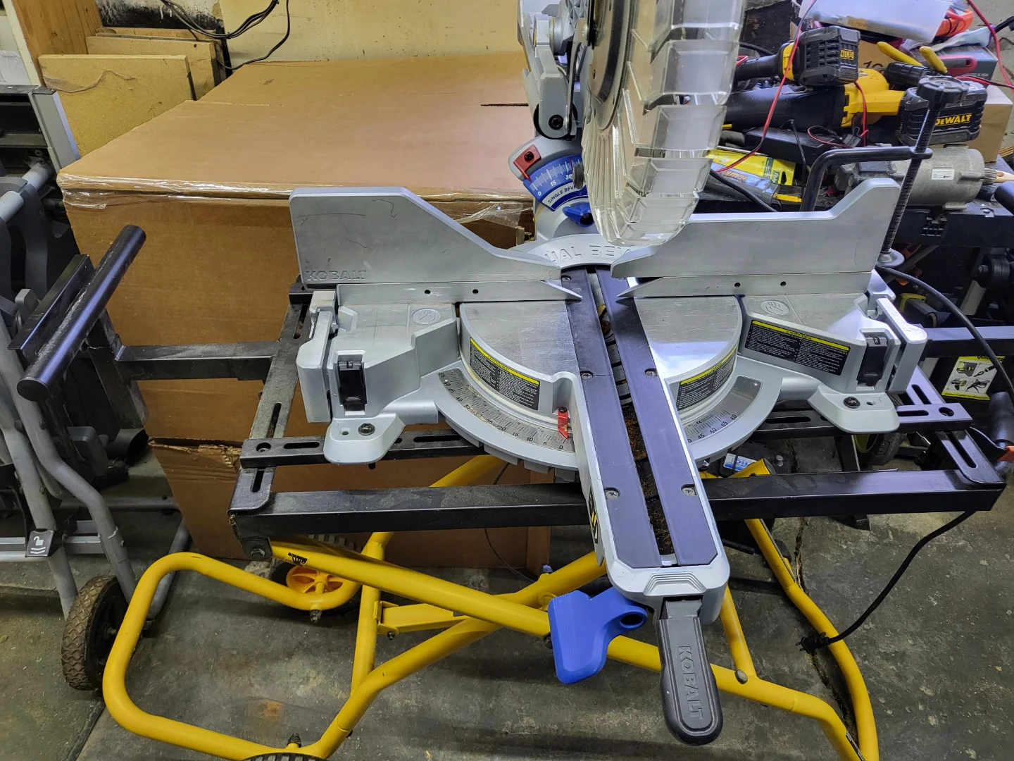 Kobalt 12" Dual Bevel Sliding Compound Miter Saw with Stand - photo 2