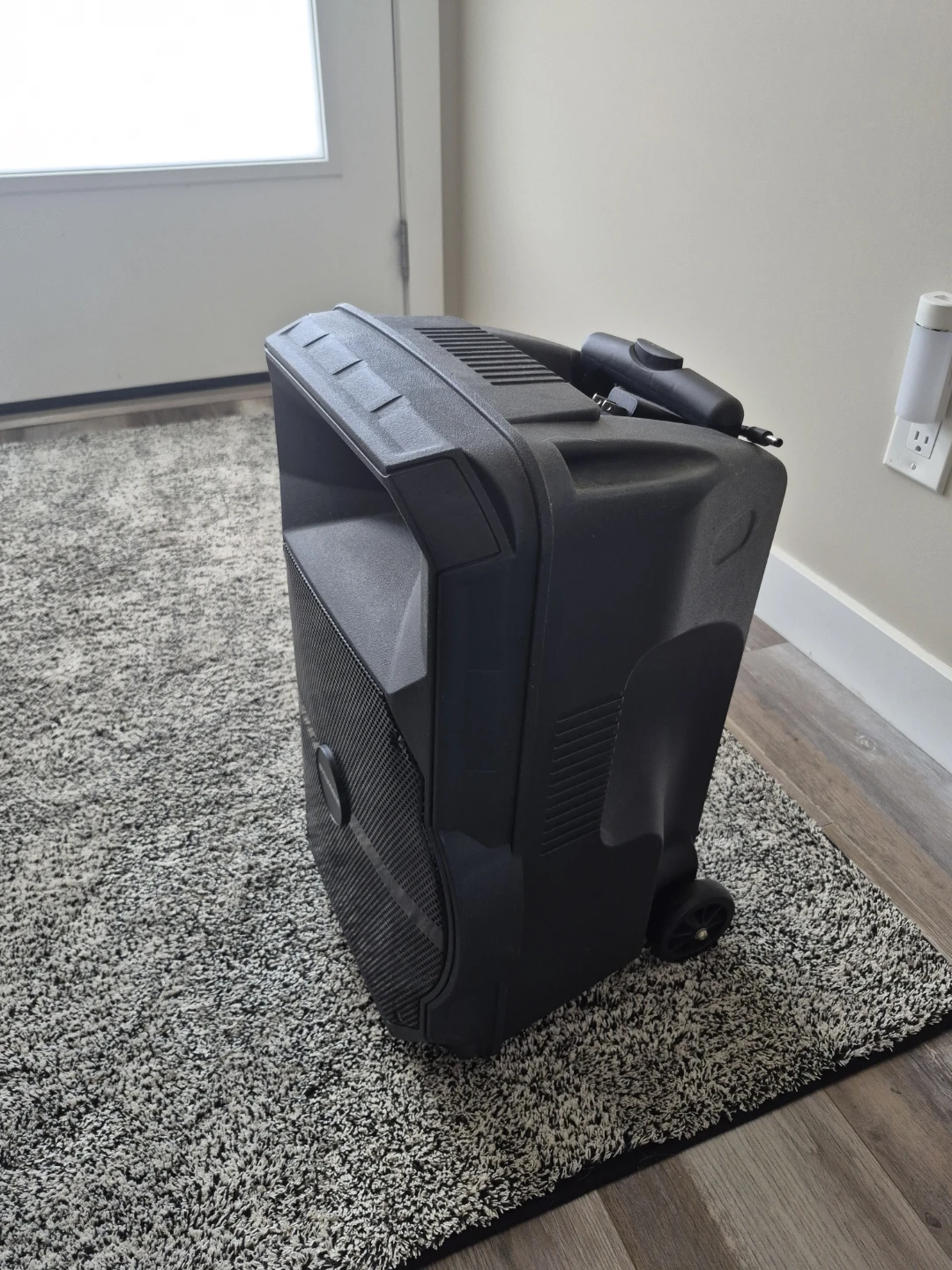Sylvania Portable PA Speaker with Microphone - photo 2