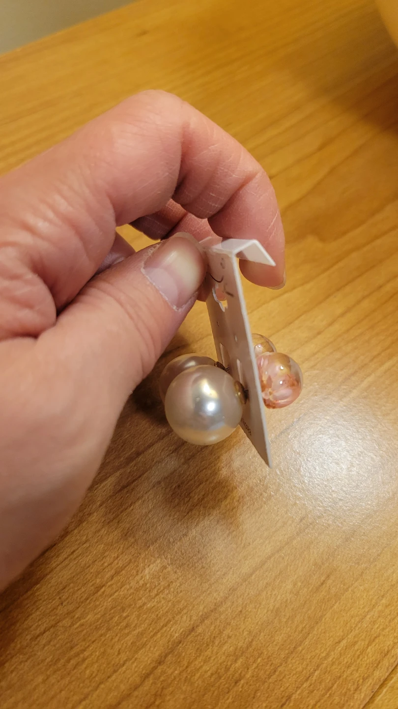 Pair of Pearl and Floral Earrings - photo 3
