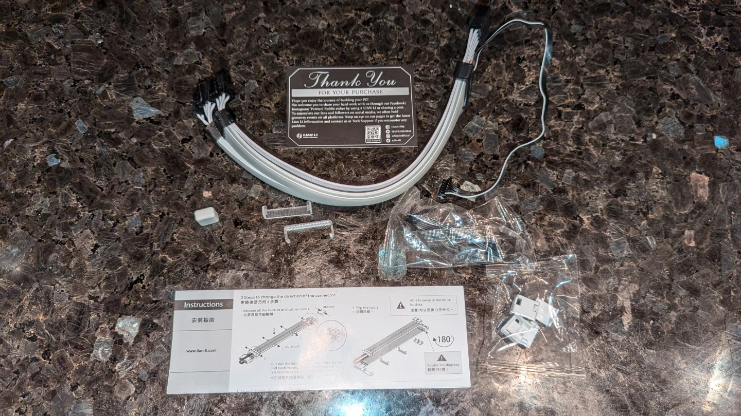 Lian Li Strimer Plus V2 8 Pin GPU Extension Cable - photo 2