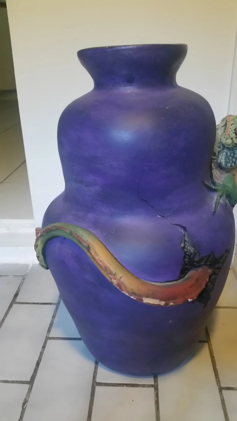 Large Purple Vase with Iguana Accent - photo 5