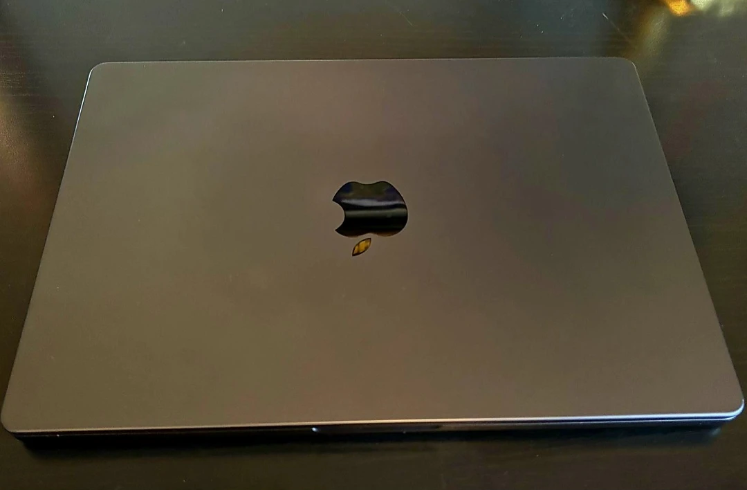 Apple MacBook Pro 14-inch (Nov 2024) - M4 Chip, 16 GB RAM - photo 2