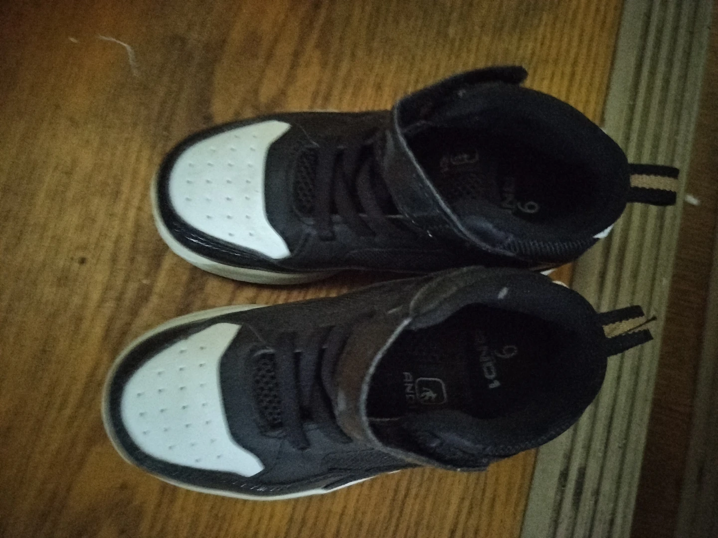 AND1 Kids Black and White High-Top Sneakers Size 9