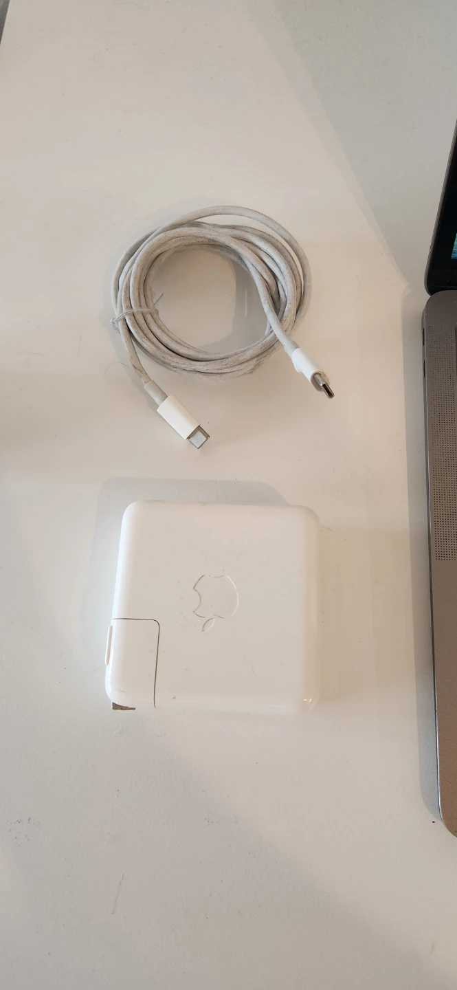 Apple MacBook Air M1, 16GB RAM, 2020 - photo 4