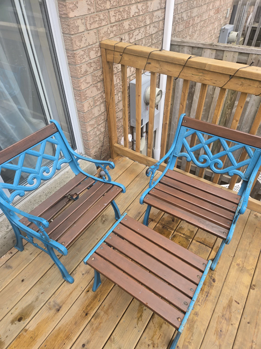 Vintage-Style Wrought Iron and Wood Bistro Set - photo 2