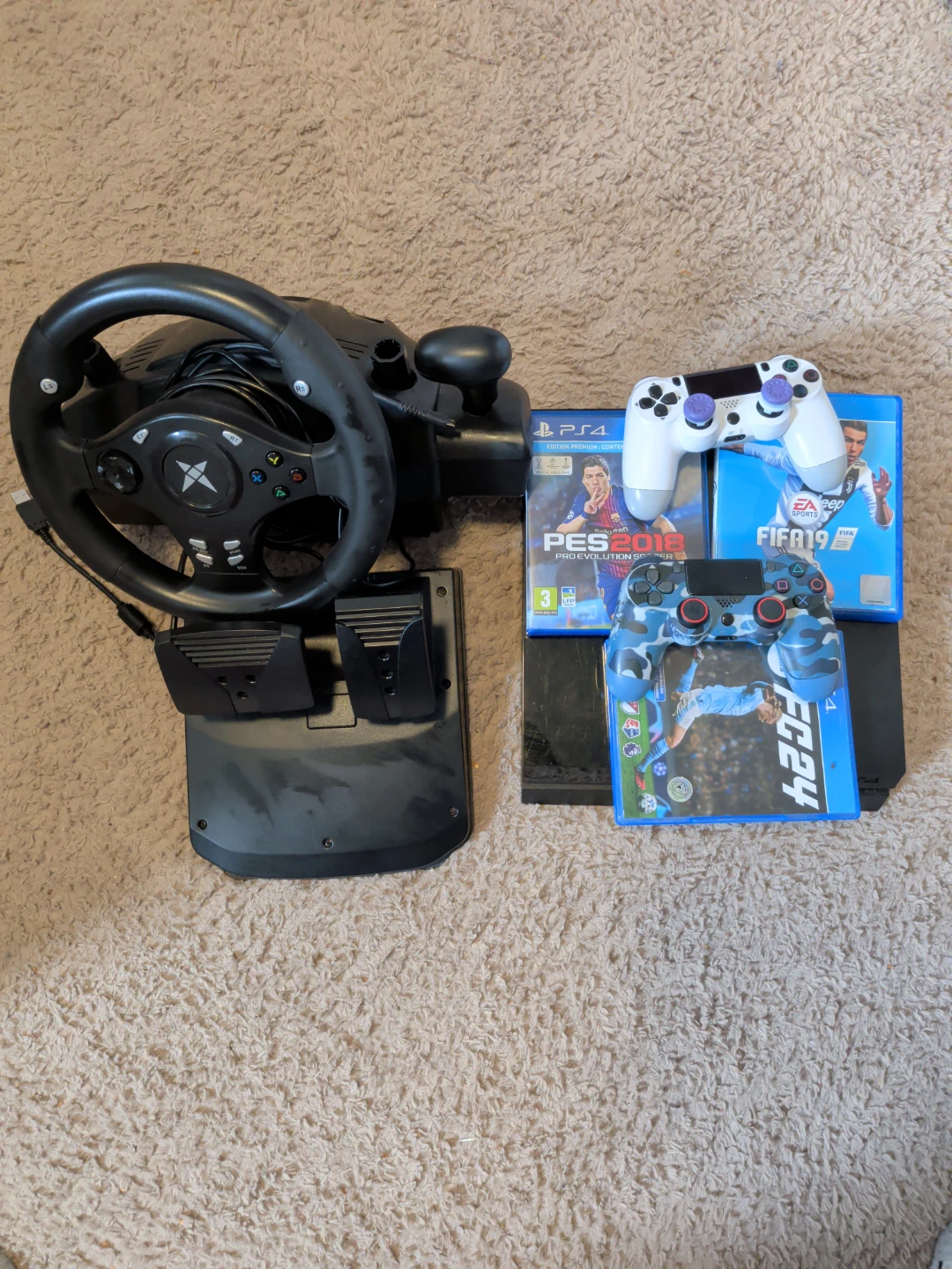 Logitech G29 Racing Wheel, 2 Controllers, and PS4 Games - photo 2