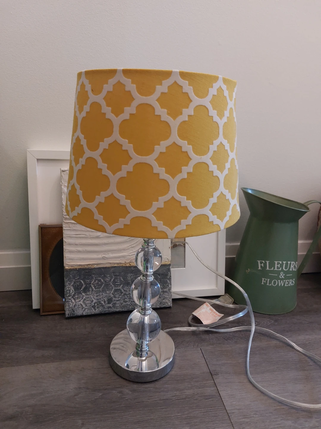 Yellow Quatrefoil Drum Lamp Shade Table Lamp - photo 2