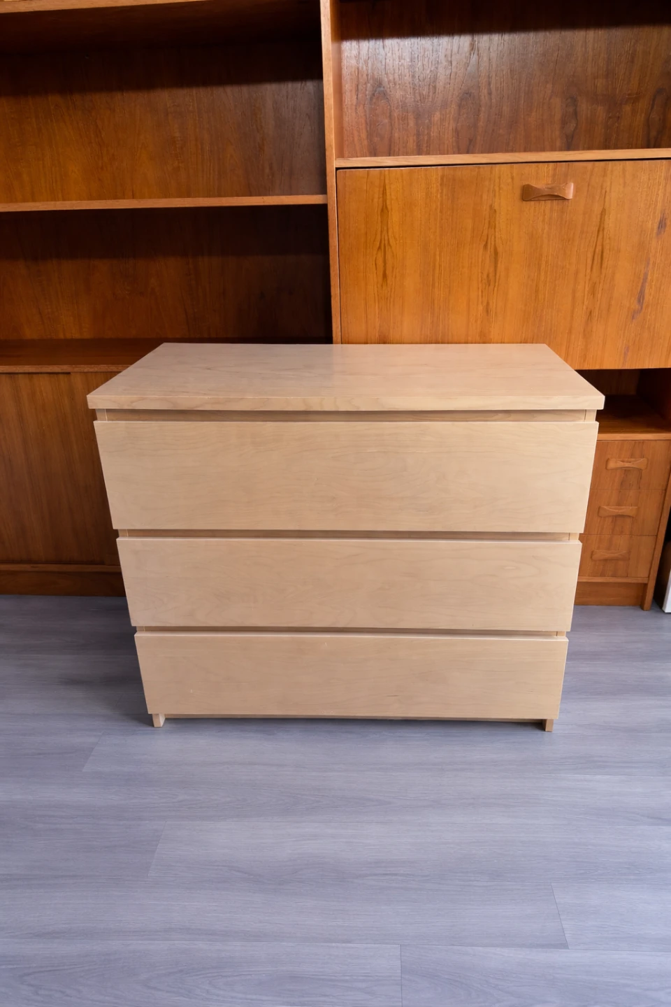 Light Wood 3-Drawer Dresser