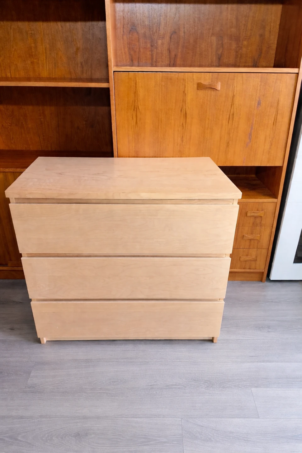 Light Wood 3-Drawer Dresser - photo 3