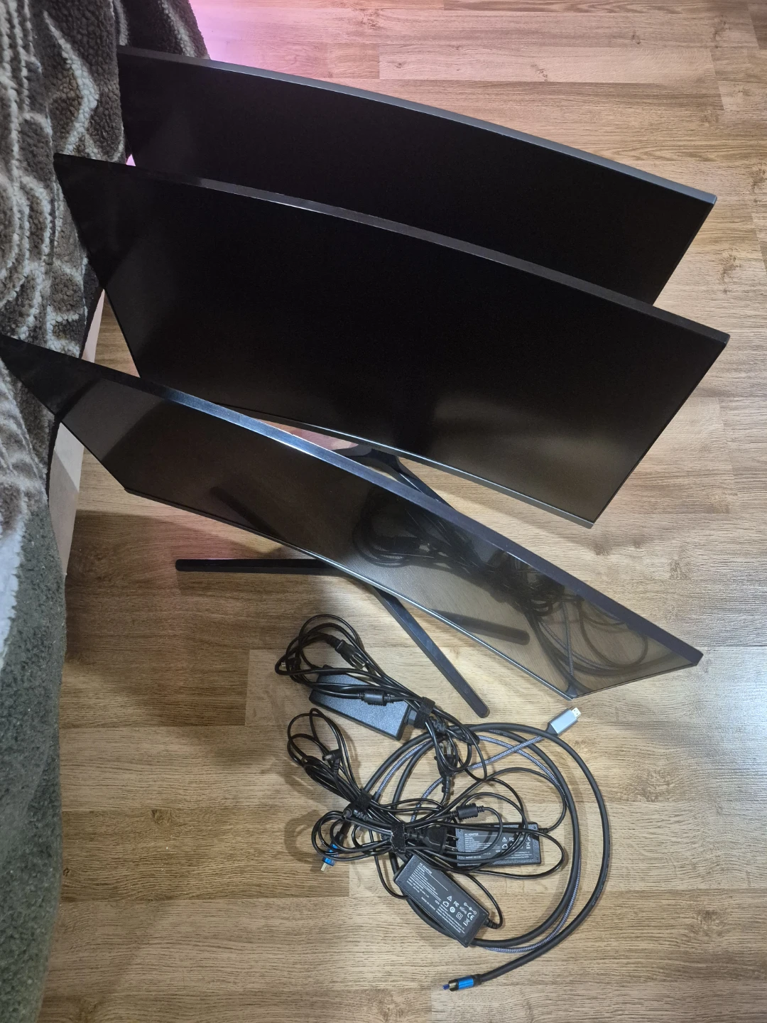 144Hz 1440p Triple Monitor Setup 27" Curved Gaming - photo 5