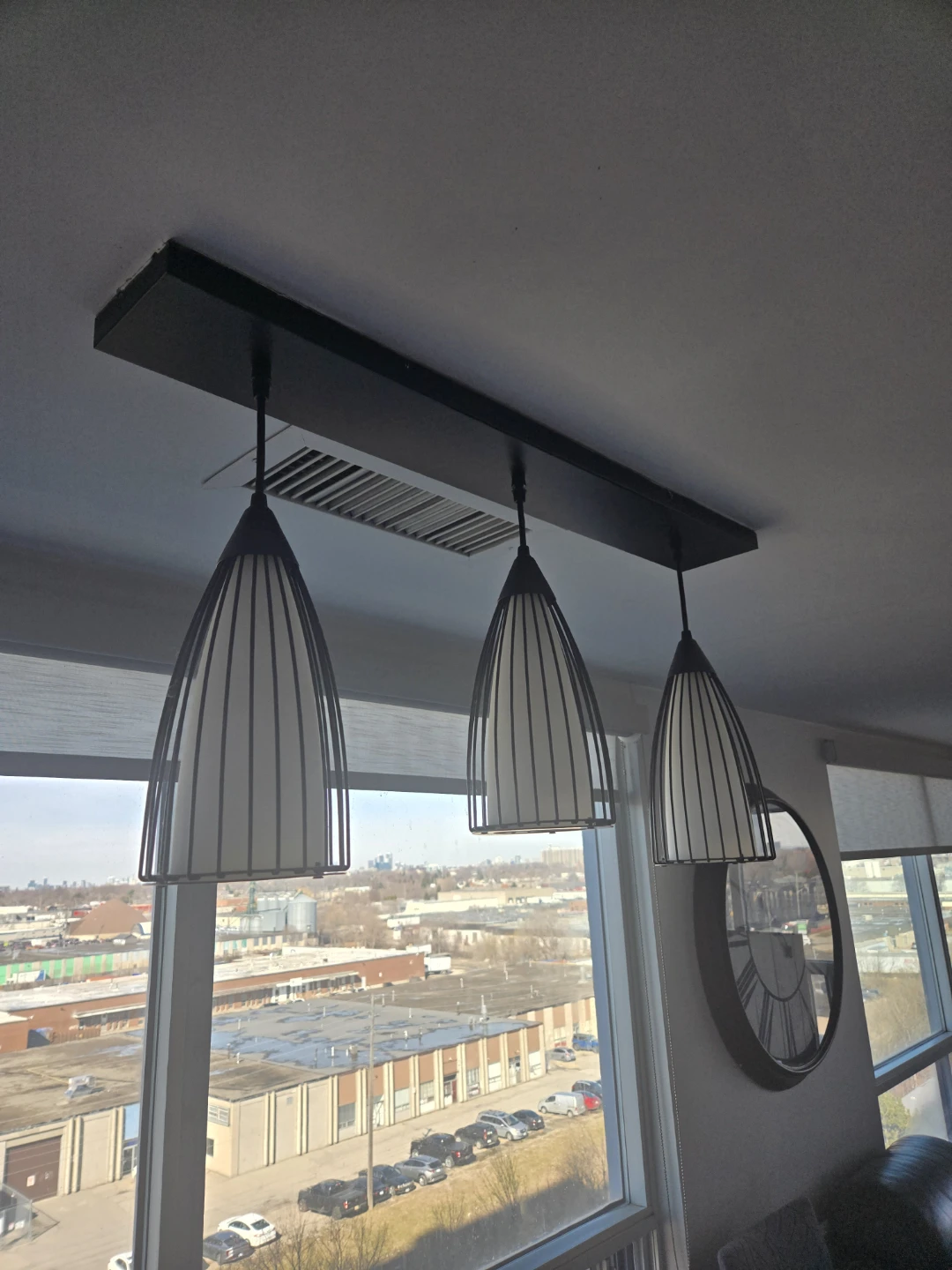 Pendant Light Fixture - 3 Light Bar - photo 3