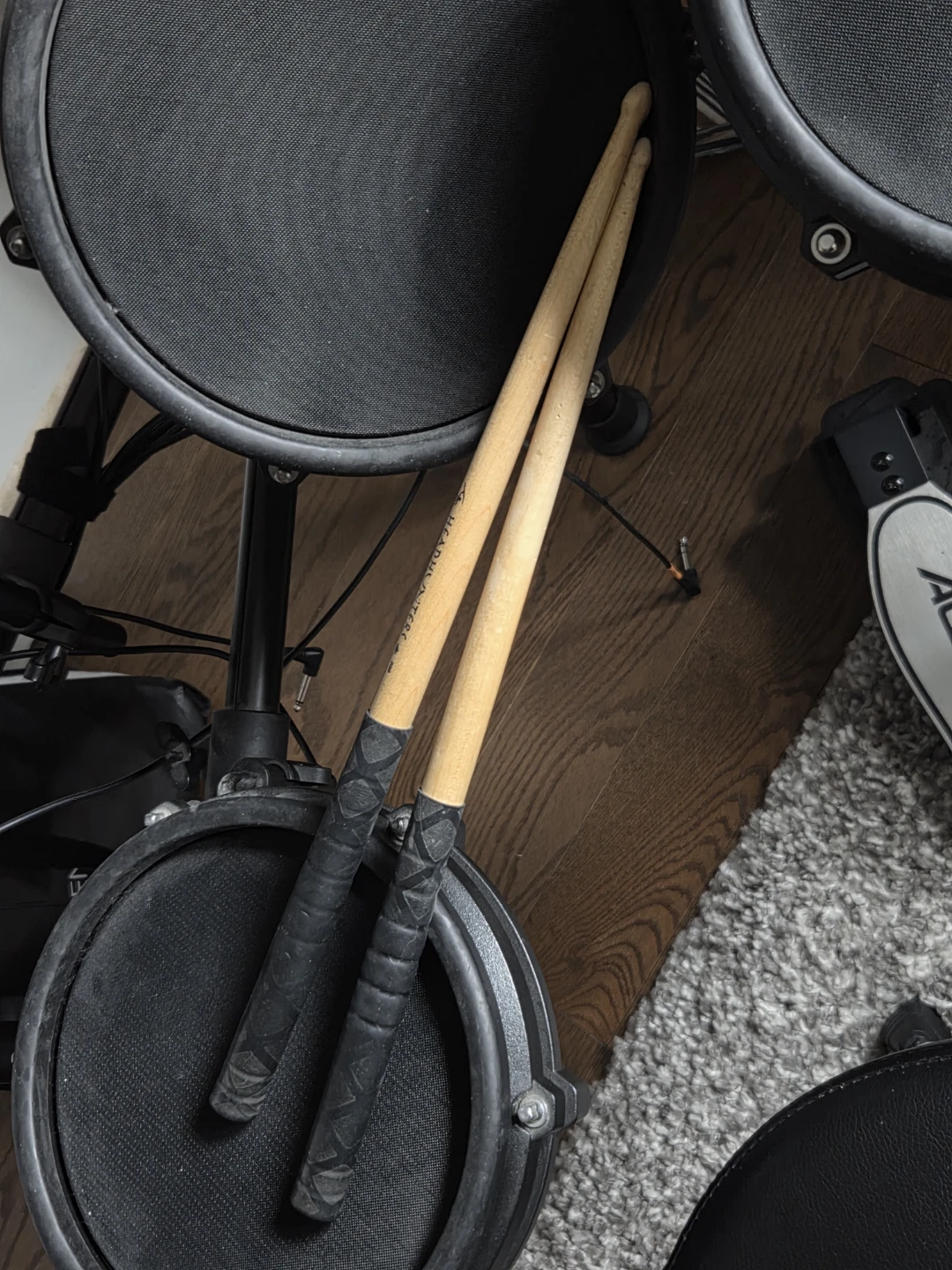Alesis Nitro Mesh Electronic Drum Kit - photo 4