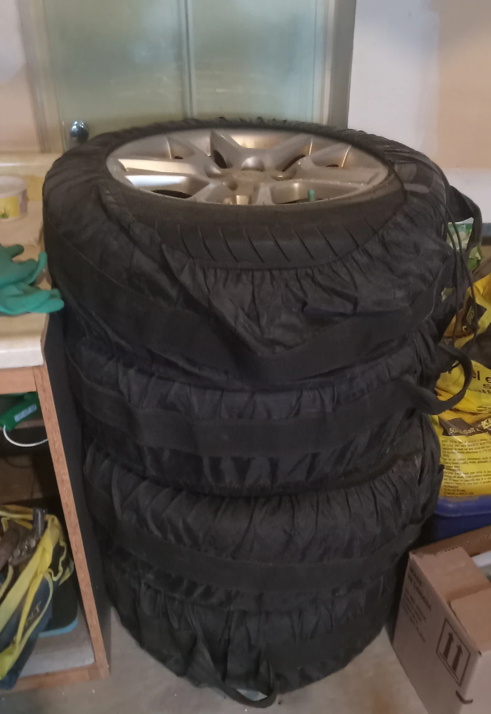 Set of 4 Summer Tires 285/55R17