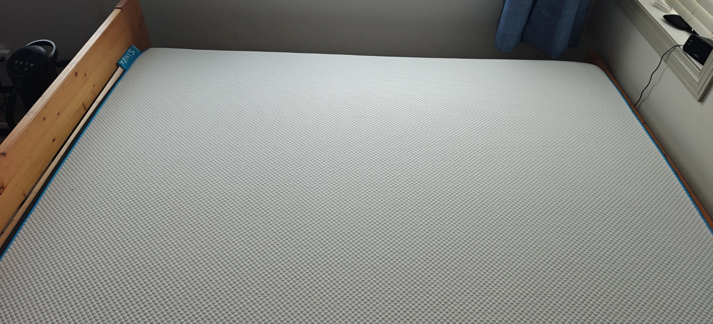 NEW CONDITION Simba 1500 10" Queen Hybrid Mattress - photo 4