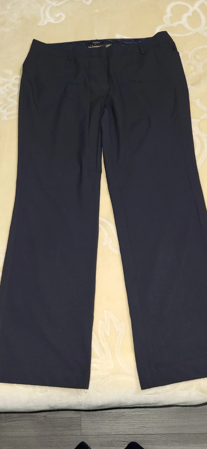 New Women's Black Pant Size 16