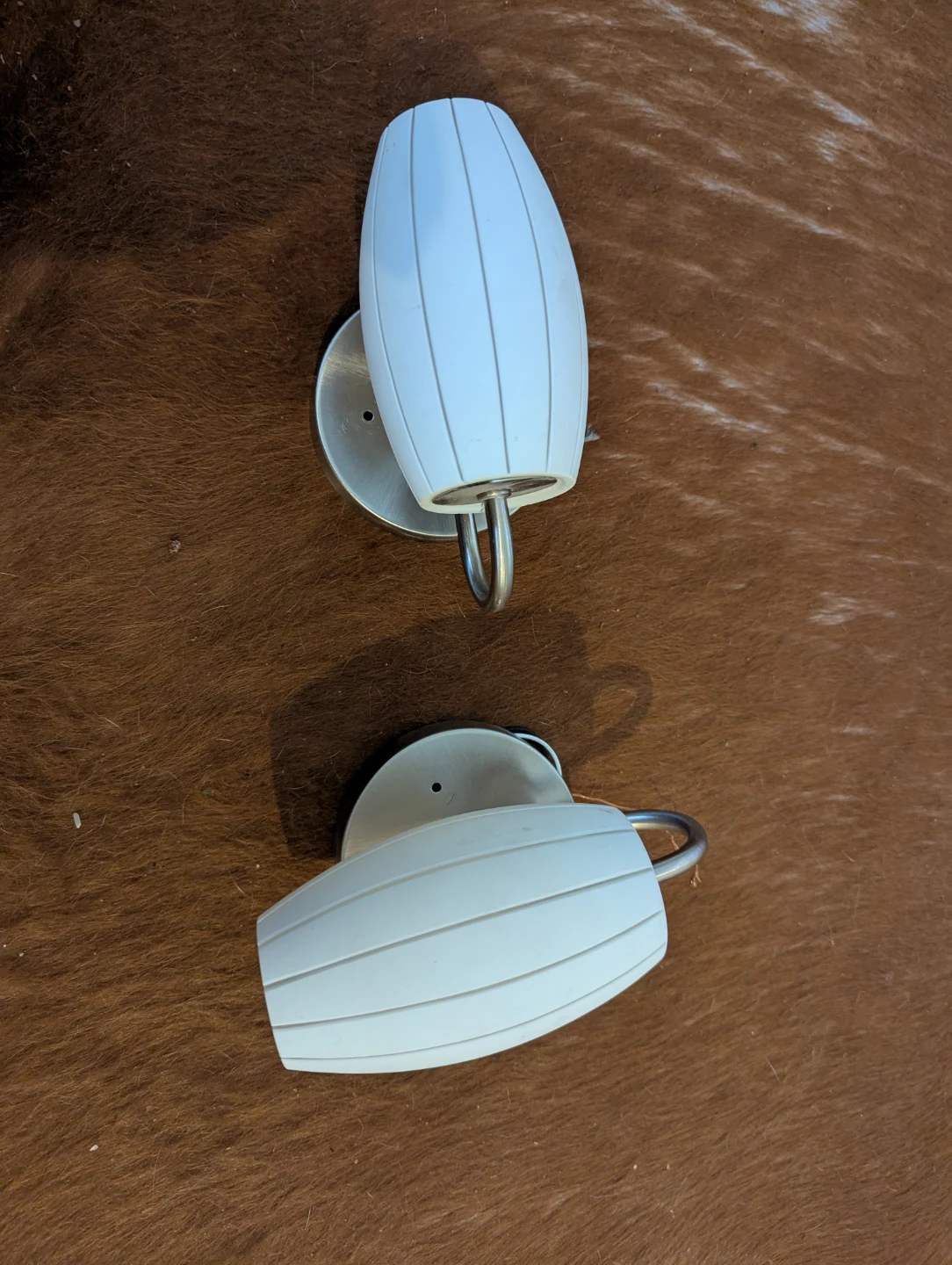 Pair of White Sconce Lights - photo 2