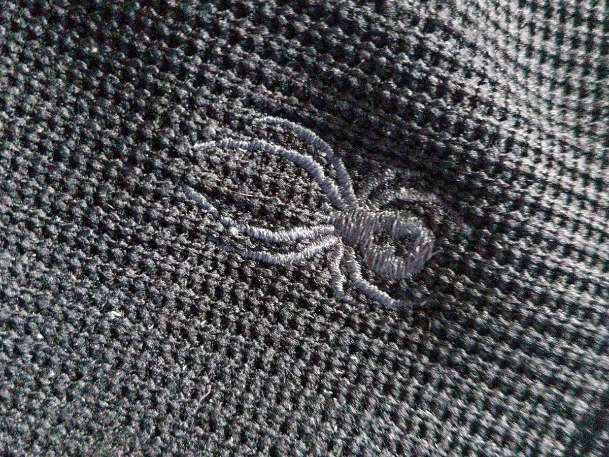 Seirus Black Leather and Knit Gloves with Spider Logo - photo 3
