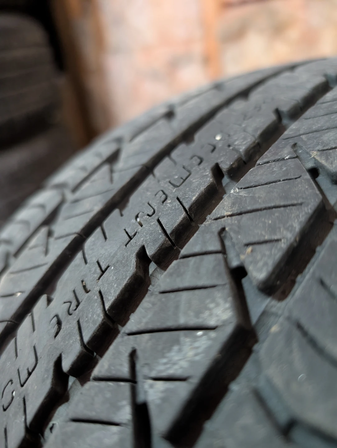 (1)-205/60R16 General Evertrek All Season Tire