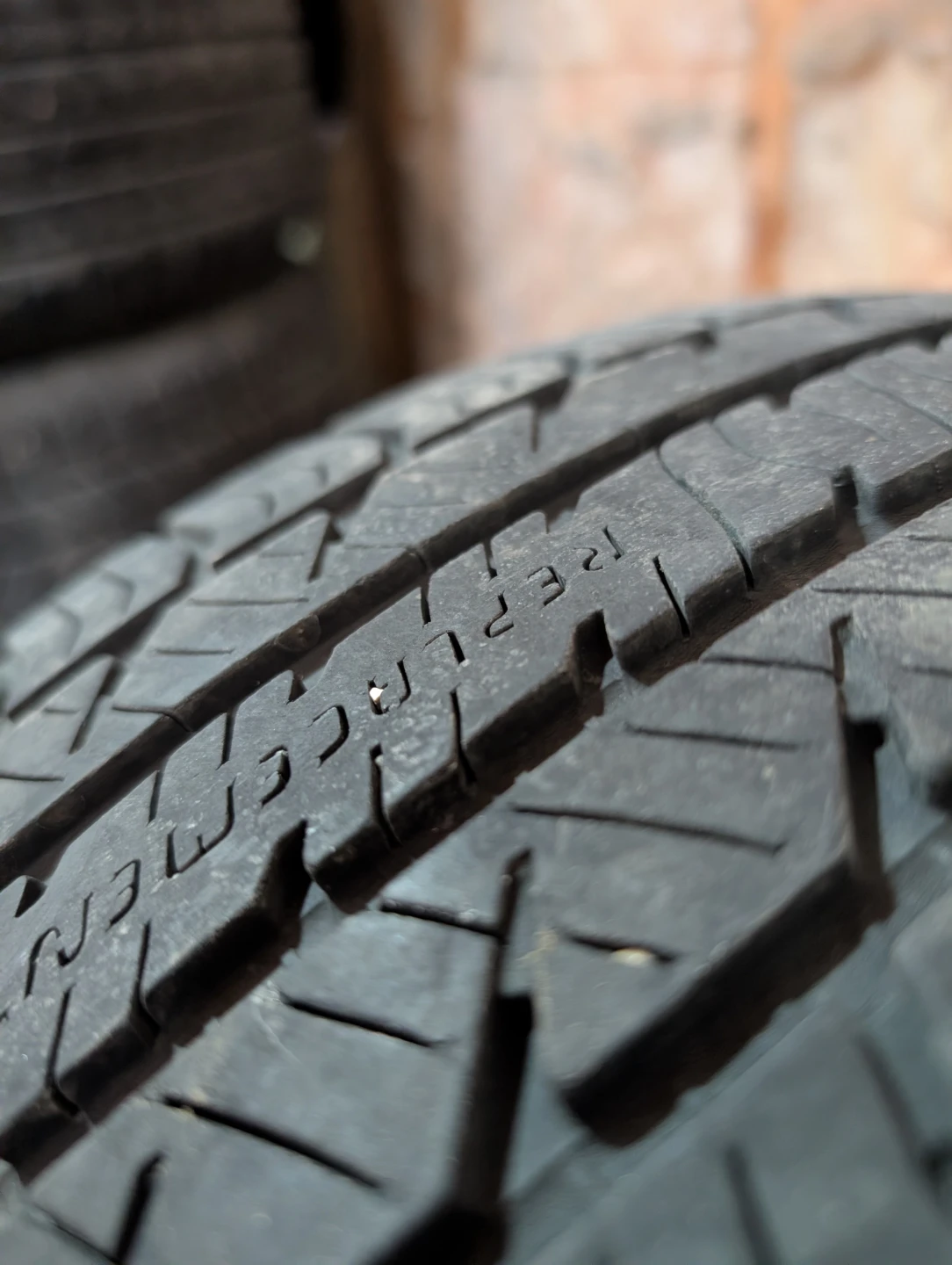 (1)-205/60R16 General Evertrek All Season Tire - photo 2