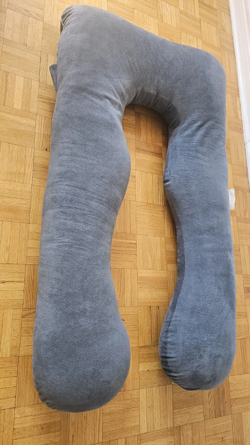 Grey U-Shaped Maternity Pillow - photo 3