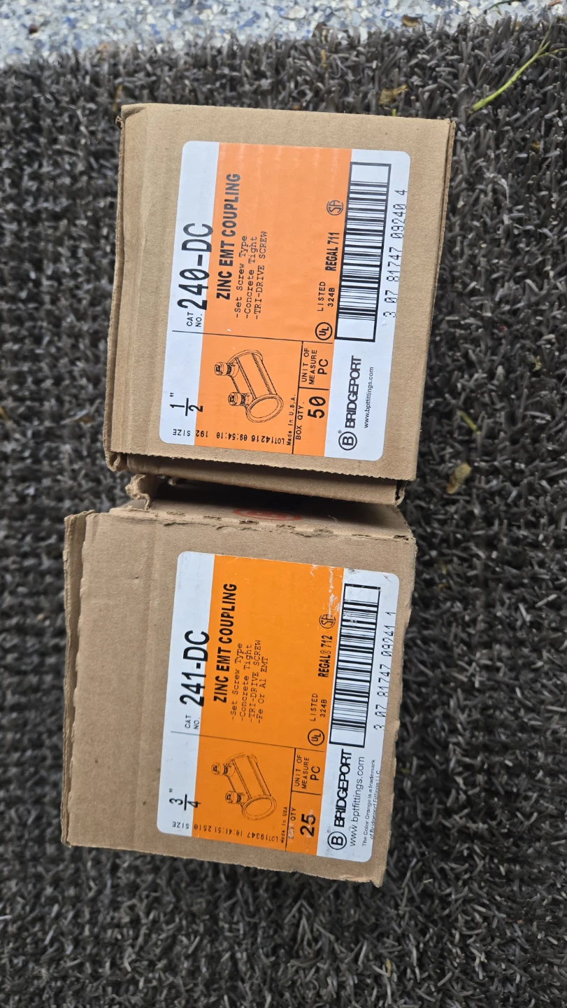 Bridgeport 240-DC and 241-DC Zinc EMT Couplings