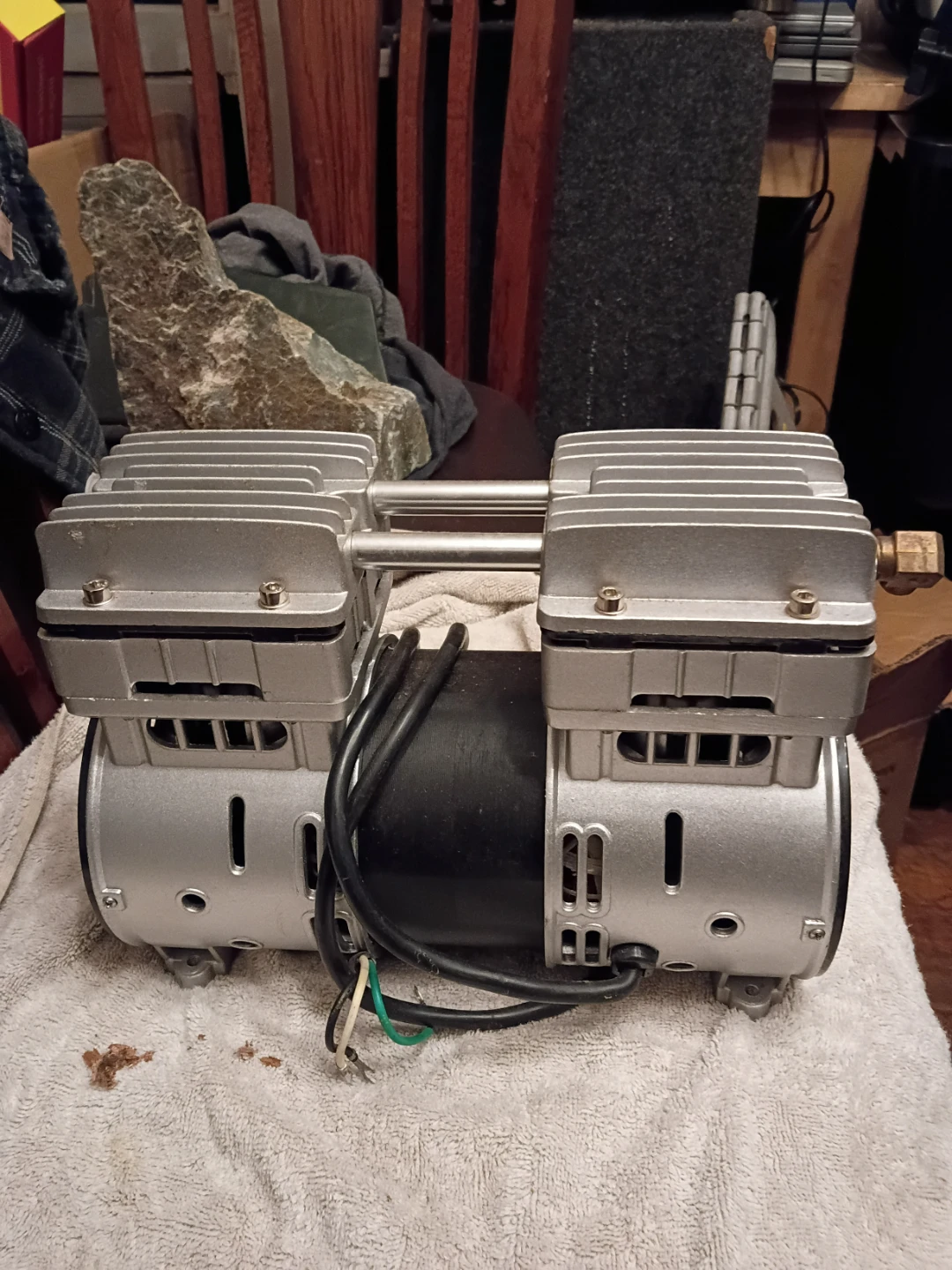 Oil-Free Air Compressor - photo 3