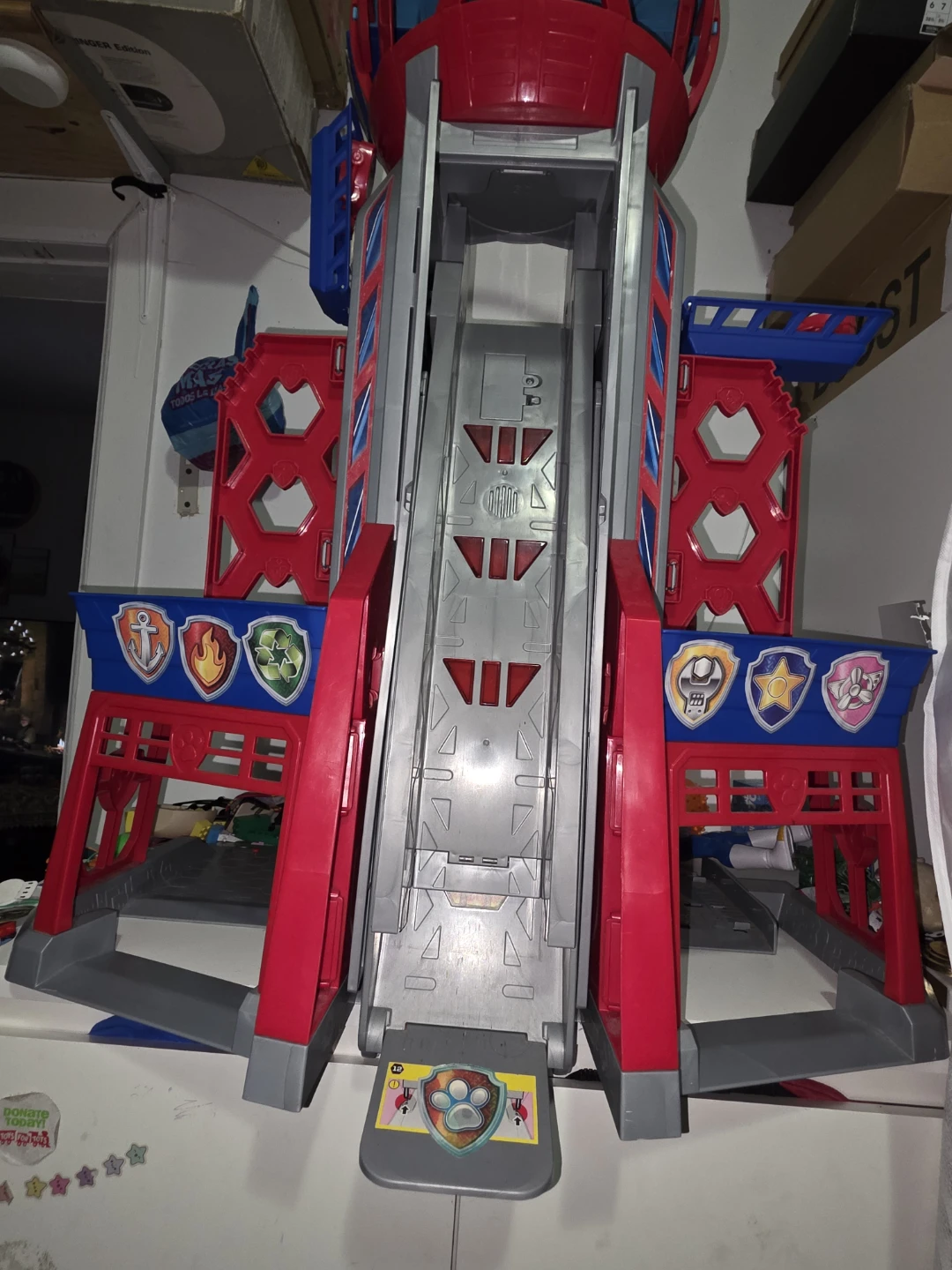Paw Patrol Tower Playset - photo 3