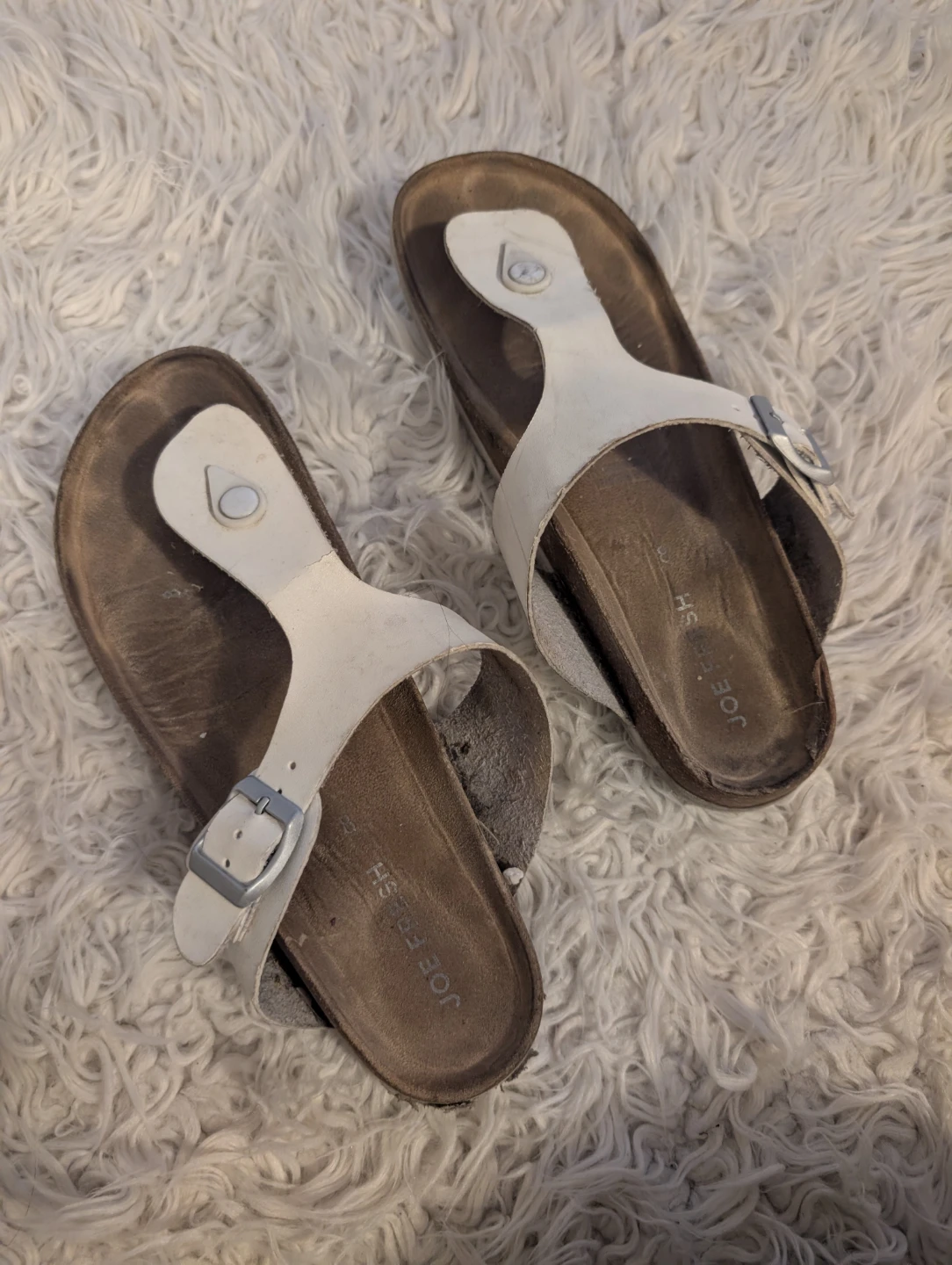 Joe Fresh White Thong Sandals - photo 5