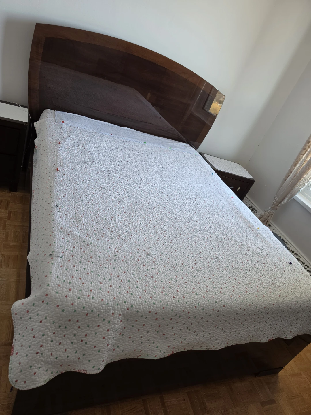 Wooden Queen Bed Frame with Headboard