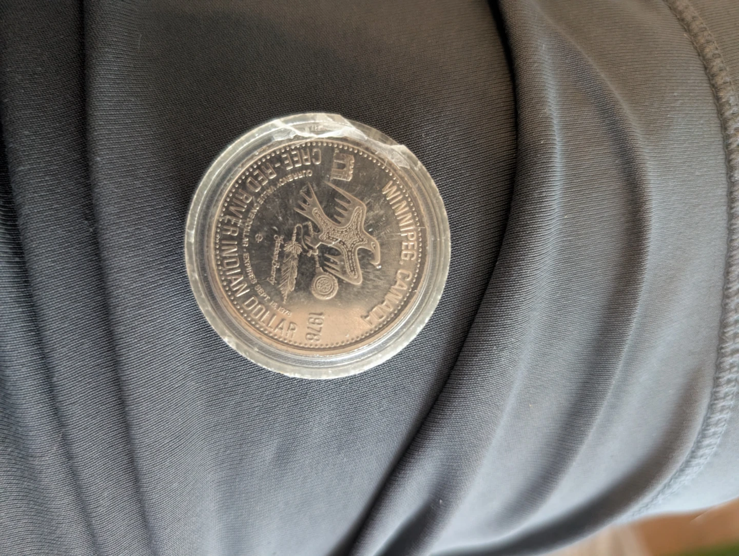 1978 Winnipeg Canada Chief Gordon First Red Indian Dollar Coin - photo 3