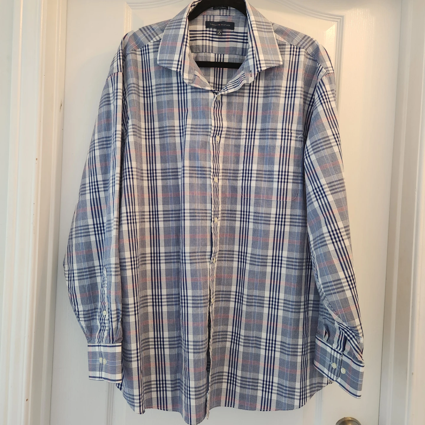 Tommy Hilfiger Men's Plaid Dress Shirt