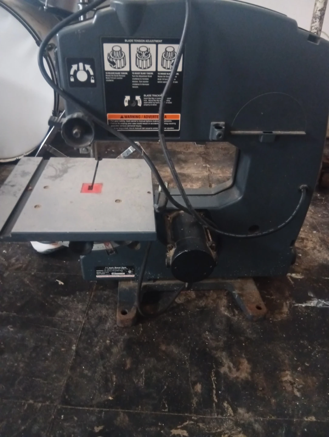 Craftsman 11-in. Band Saw 1/3-HP 3-Wheel - photo 3